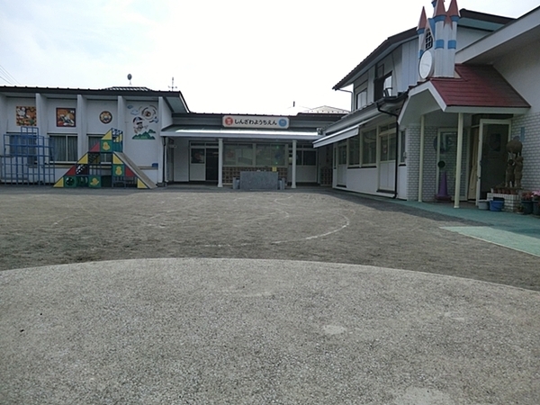 ベルシャトウ戸塚壱番館(新沢幼稚園)
