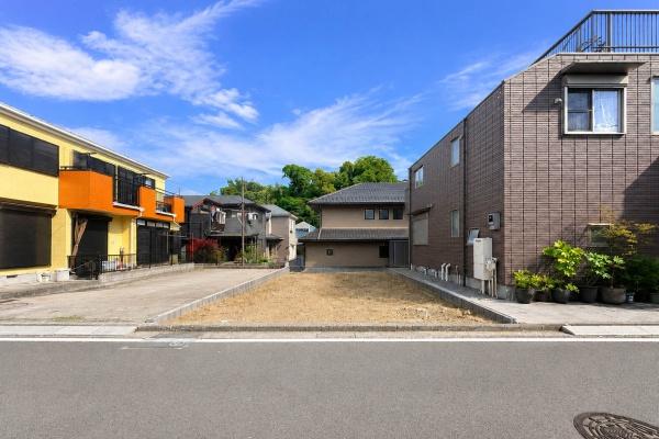 横浜市南区中里２丁目の新築一戸建