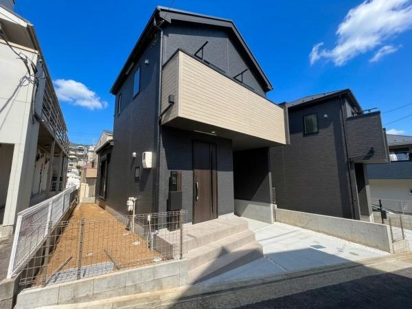 横浜市神奈川区神大寺1丁目の新築一戸建