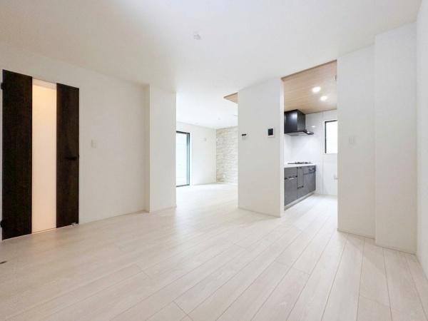 横浜市神奈川区神大寺１丁目の新築一戸建
