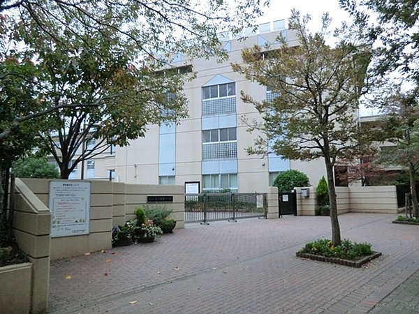 港北ニュータウンイオ７番館(横浜市立茅ケ崎東小学校)