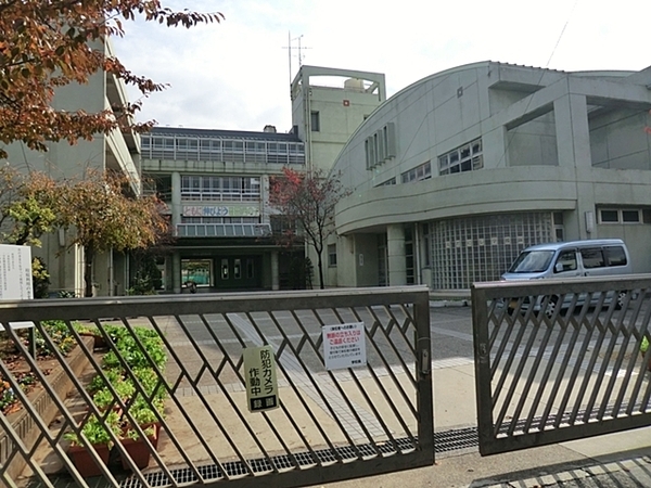 横浜市青葉区荏田西３丁目の新築一戸建(横浜市立荏田西小学校)