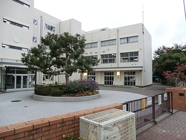 横浜永田台パークホームズ(横浜市立永田台小学校)
