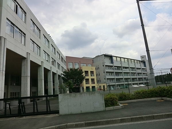 大和市渋谷５丁目の新築一戸建(大和市立渋谷中学校)