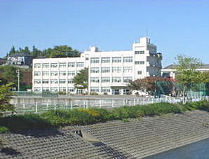 サーパス大和(大和市立大和東小学校)