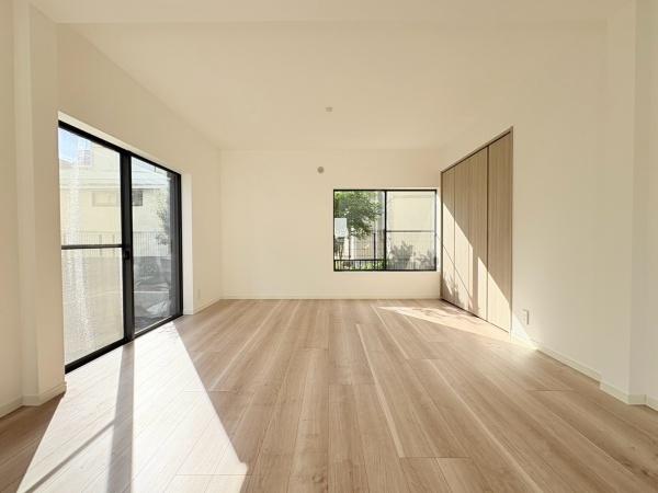 藤沢市本藤沢３丁目の中古一戸建
