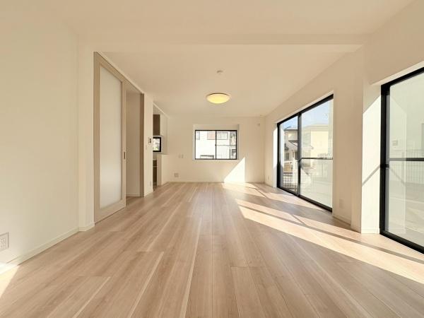 藤沢市本藤沢３丁目の中古一戸建