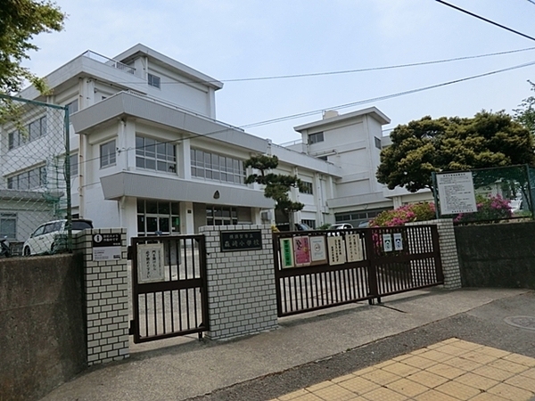 横須賀市森崎４丁目の新築一戸建(横須賀市立森崎小学校)