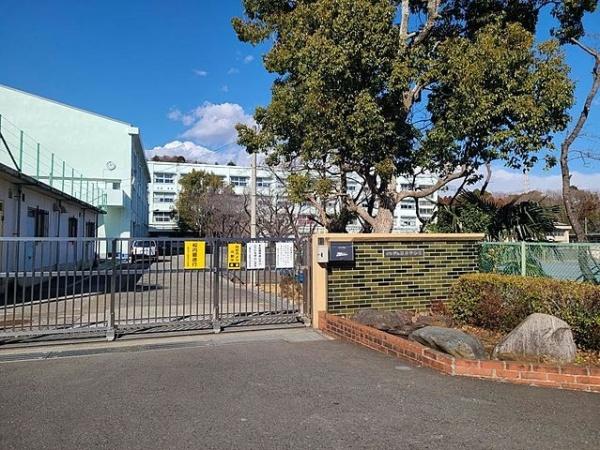 横浜市旭区都岡町の新築一戸建(横浜市立都岡中学校)
