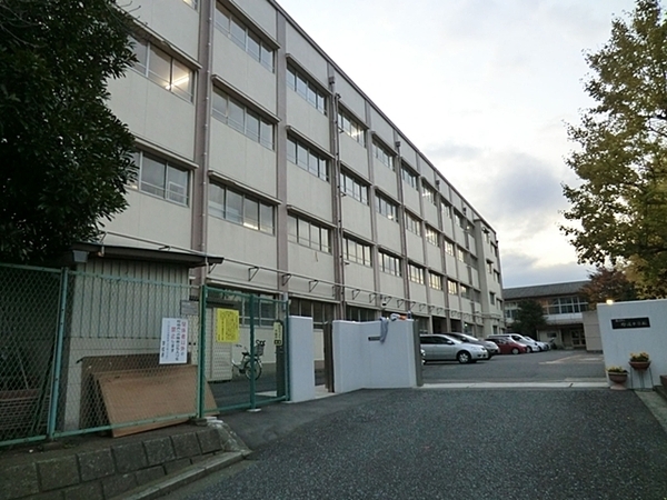 野庭団地627・3号棟(野庭中学校)