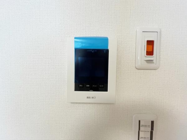 ニューライフマンション大倉山参号棟