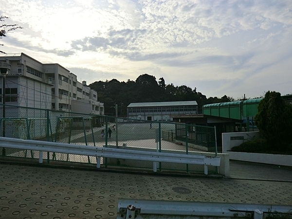 エミネンス二俣川壱号棟(横浜市立今井小学校)