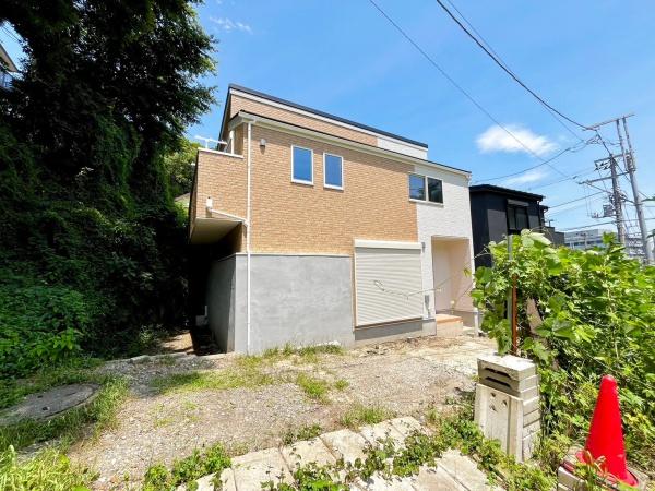 横浜市磯子区滝頭１丁目の新築一戸建