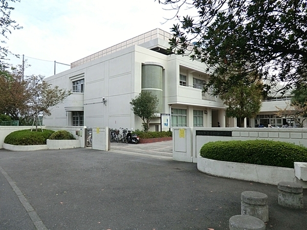 レイディアントシティ横濱カルティエ10(横浜市立釜利谷中学校)