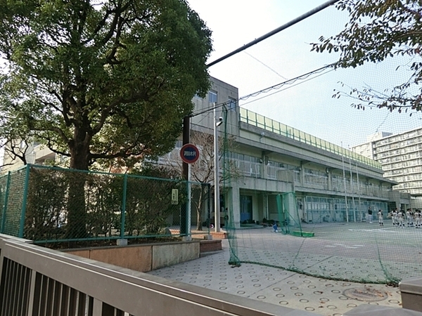 ガーデンアソシエI棟(横浜市立笠間小学校)