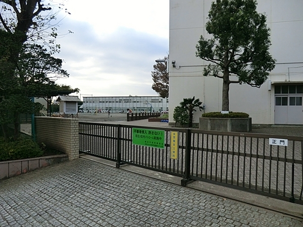 横浜市青葉区美しが丘4丁目の土地(横浜市立元石川小学校)