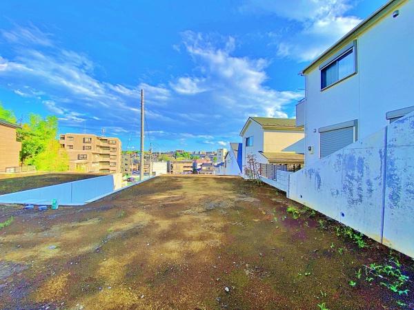 【E号棟】＃2台駐車可＃南ひな壇＃日当たり◎＃都市ガス