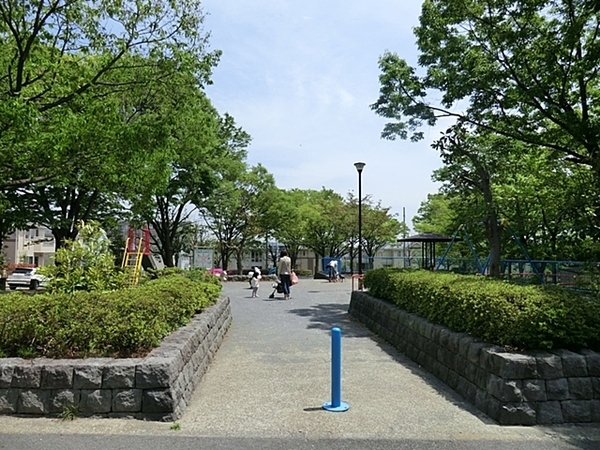 横浜市青葉区鴨志田町の中古一戸建て(鴨志田第四公園)