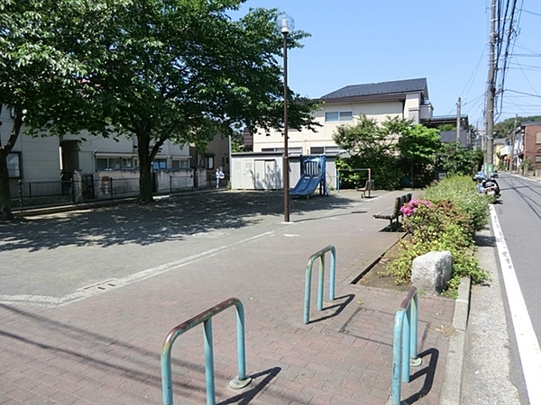 横浜市磯子区岡村3丁目の中古一戸建て(岡村三丁目公園)