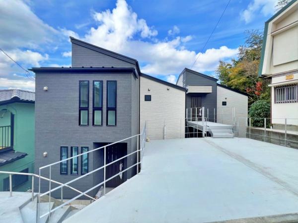 【2号棟】磯子区新築戸建南道路パントリー