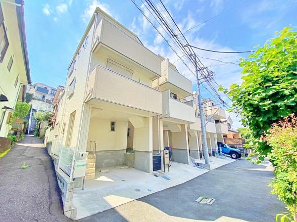 鶴見区中古戸建築浅南東道路日当たり◎納戸