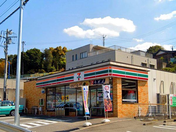 横浜市戸塚区原宿2丁目の中古一戸建て(セブンイレブン横浜小雀町店)