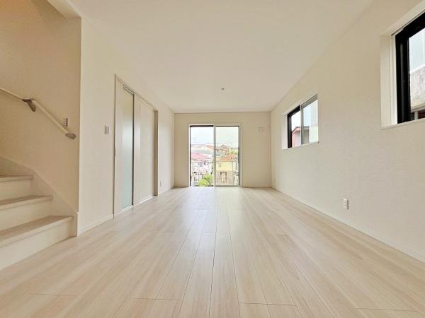 【B号棟】鶴見区新築戸建日当たり◎床暖房