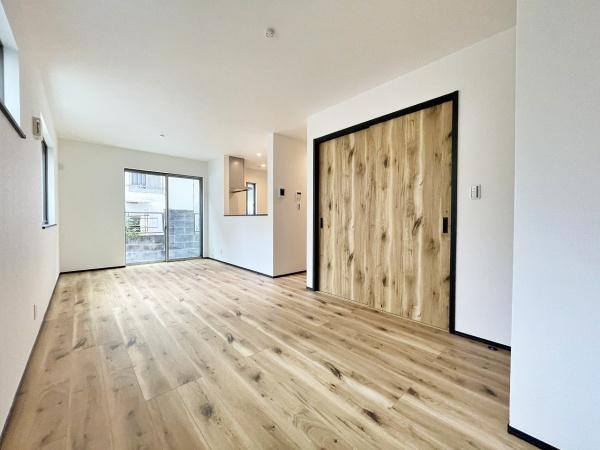戸塚区新築戸建　陽当り良好　都市ガス　閑静な住宅街