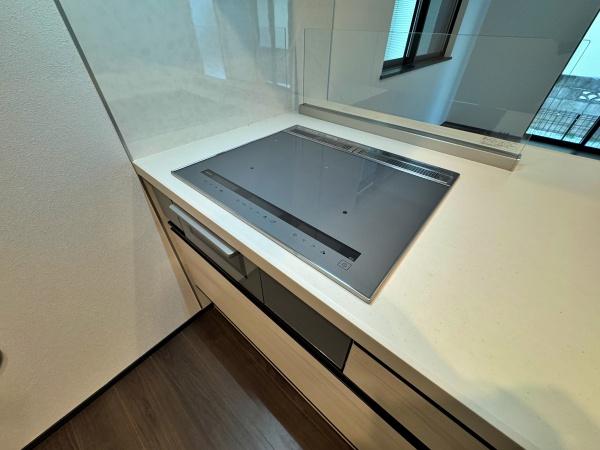 【2号棟】瀬谷区新築戸建　パントリー　食洗器