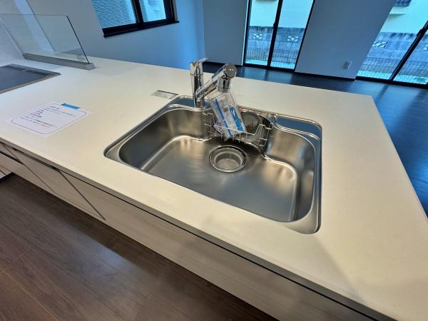 【2号棟】瀬谷区新築戸建　パントリー　食洗器
