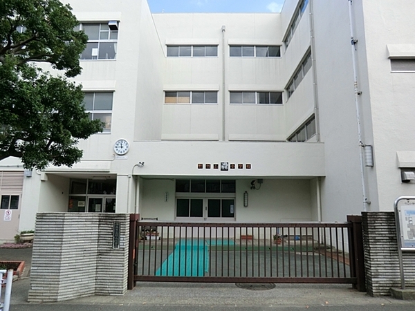 横浜市緑区竹山2丁目の新築一戸建(竹山小学校)