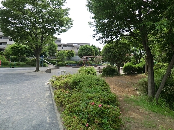 横浜市緑区竹山2丁目の新築一戸建(竹山鳥森公園)