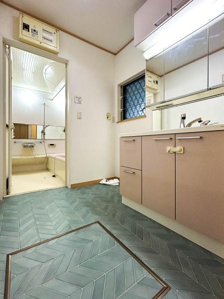 大和市中央６丁目の中古一戸建て