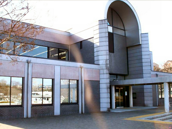横浜市旭区四季美台の新築一戸建(旭図書館)