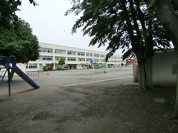 大和市西鶴間8丁目の新築一戸建(大和市立西鶴間小学校)