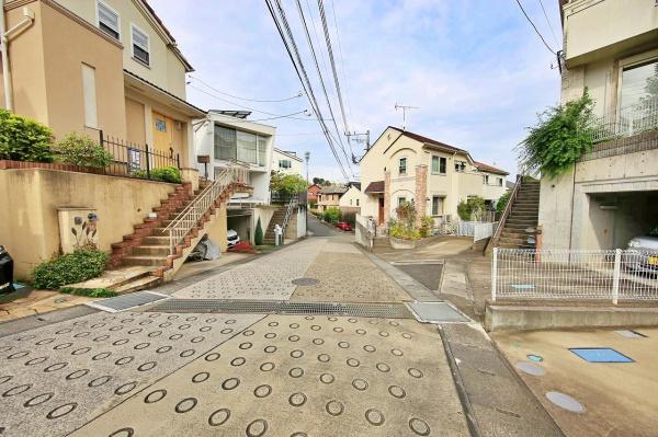 川崎市麻生区東百合丘１丁目の中古一戸建て