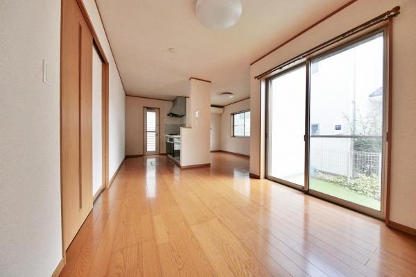 川崎市麻生区東百合丘１丁目の中古一戸建