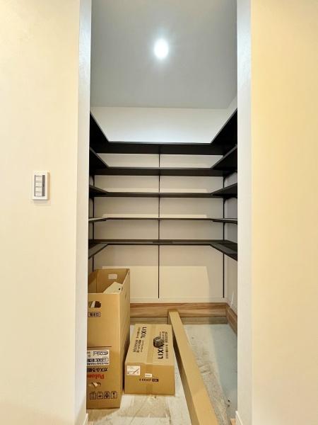 【3号棟】保土ケ谷区新築戸建ビルトイン車庫WIC