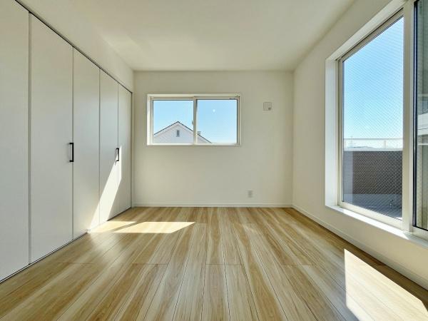 【3号棟】保土ケ谷区新築戸建ビルトイン車庫WIC