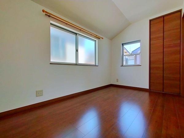 大和市西鶴間８丁目の中古一戸建て