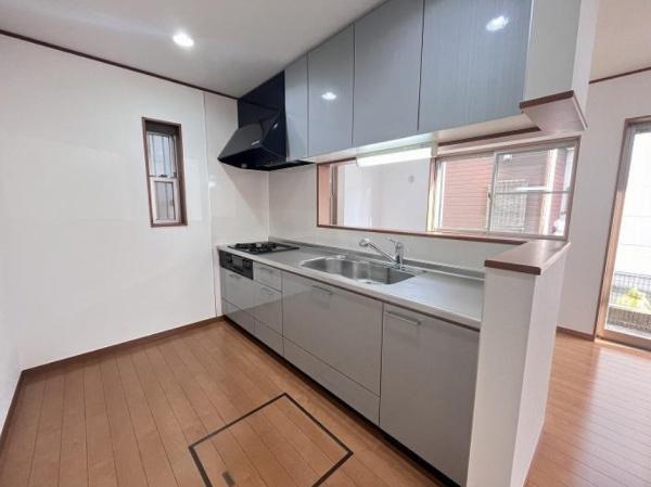 大和市代官４丁目の中古一戸建