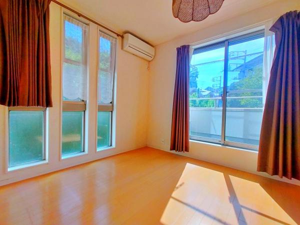 横浜市磯子区峰町の中古一戸建て(洋室)