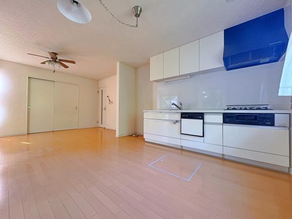 横浜市磯子区峰町の中古一戸建て(キッチン)