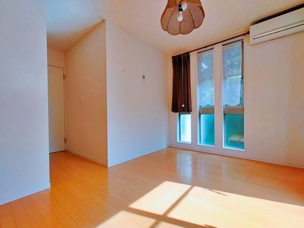 横浜市磯子区峰町の中古一戸建て(洋室)