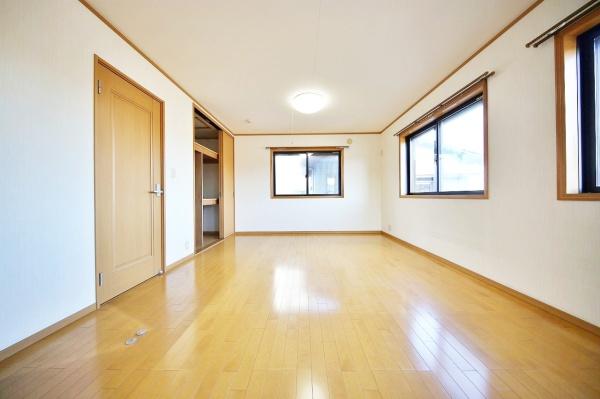 横浜市西区東久保町の中古一戸建て