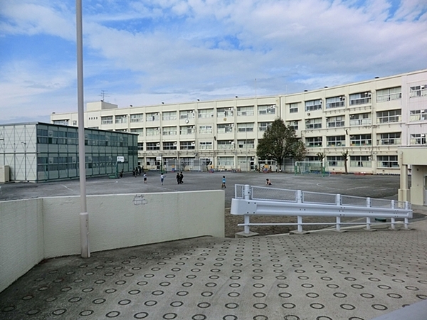 横浜市旭区本宿町の中古一戸建て(横浜市立本宿小学校)