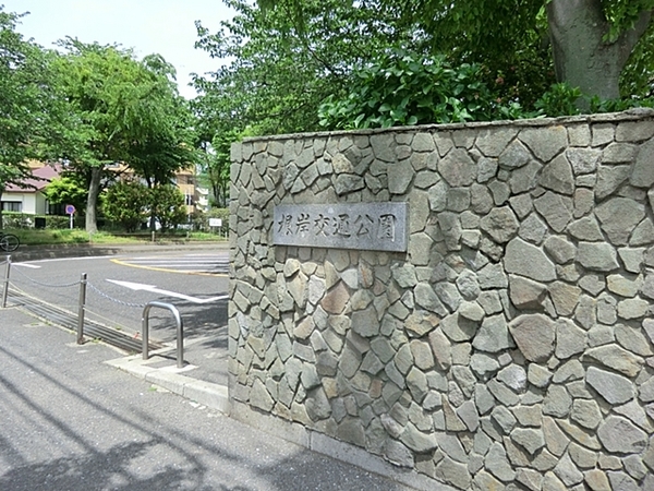 【2号棟】横須賀市新築戸建カースペ2台パントリー(根岸交通公園)
