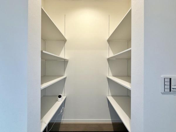 南区新築戸建ウッドデッキパントリーWICSIC