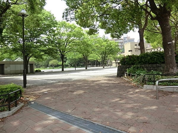 ライオンズマンション沢渡(沢渡中央公園)