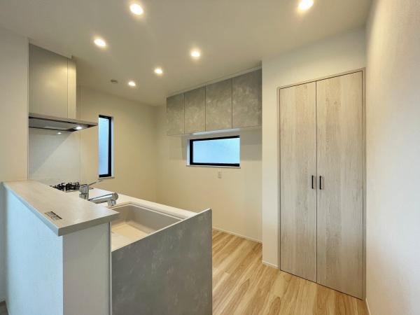 港北区新築戸建2路線利用生活環境充実